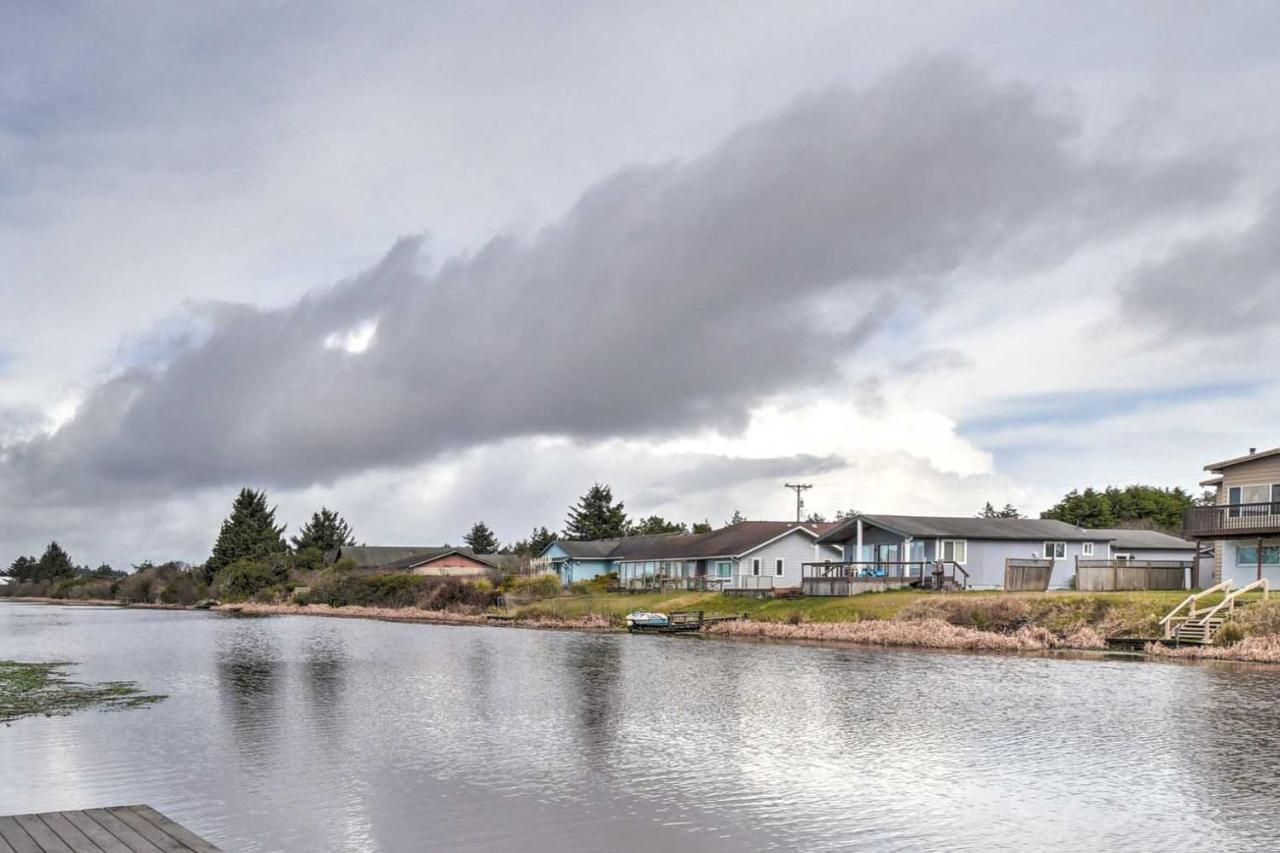 Dog-Friendly Canalfront Condo In Ocean Shores Exterior photo